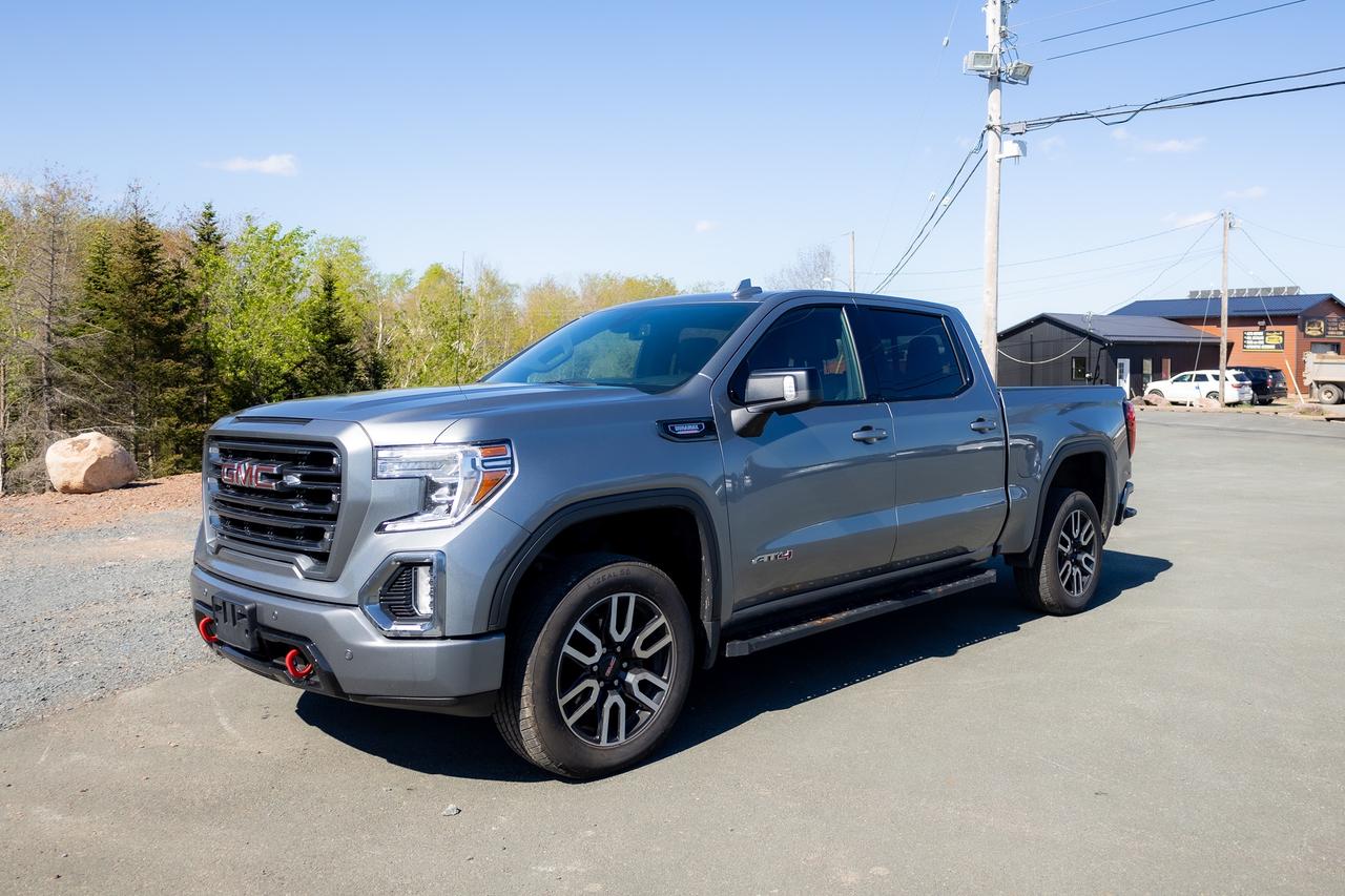 2022 GMC Sierra 1500 AT4