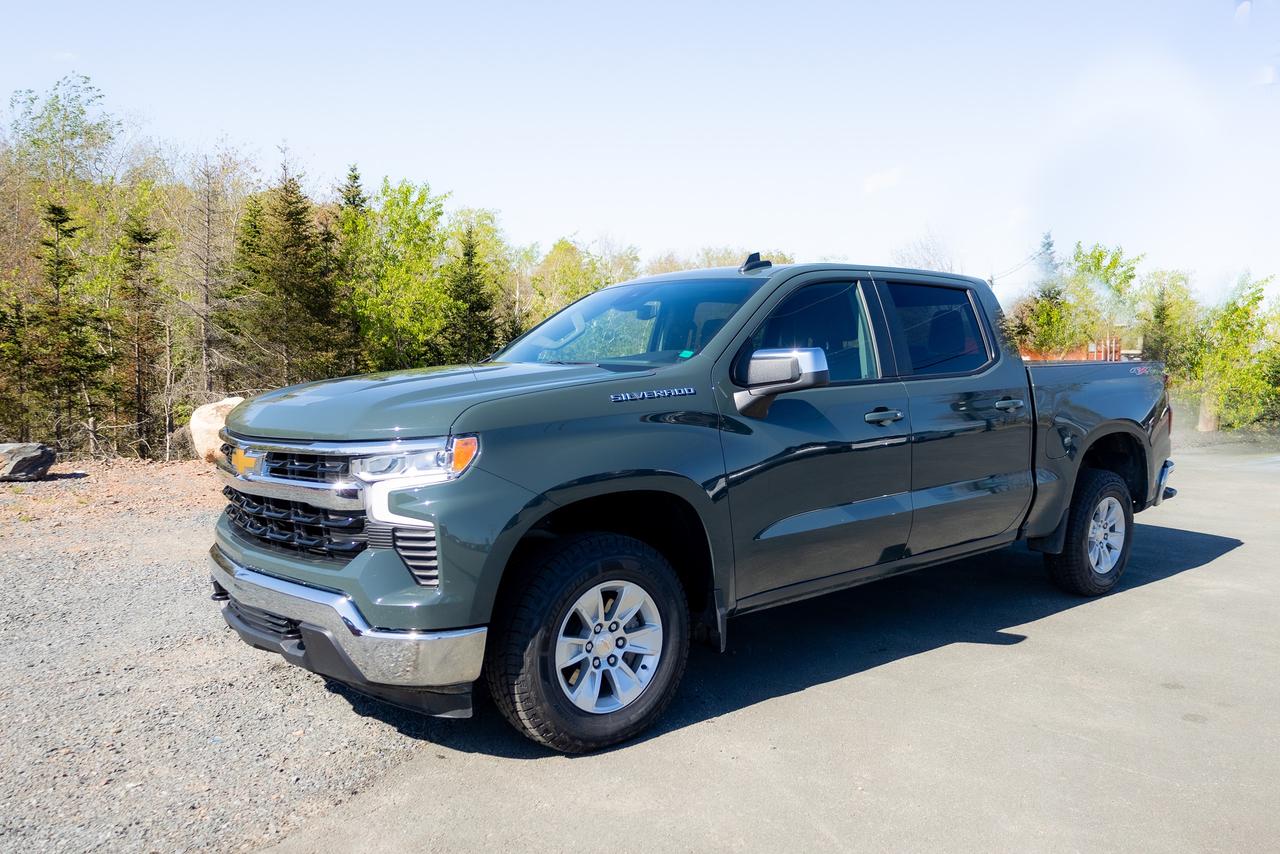 2025 Chevrolet Silverado 1500 LT