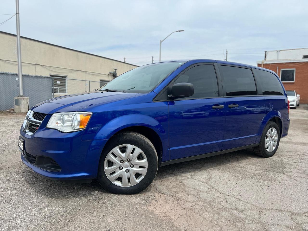 Used 2019 Dodge Grand Caravan Caravan 7 Seaters Certified New Brakes Family Van for sale in Oakville, ON
