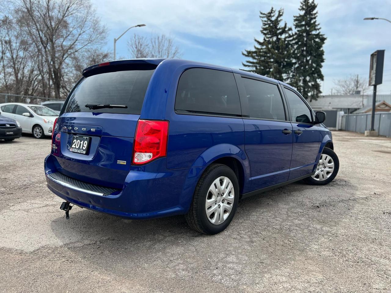 2019 Dodge Grand Caravan Caravan 7 Seaters Certified New Brakes Family Van Photo3