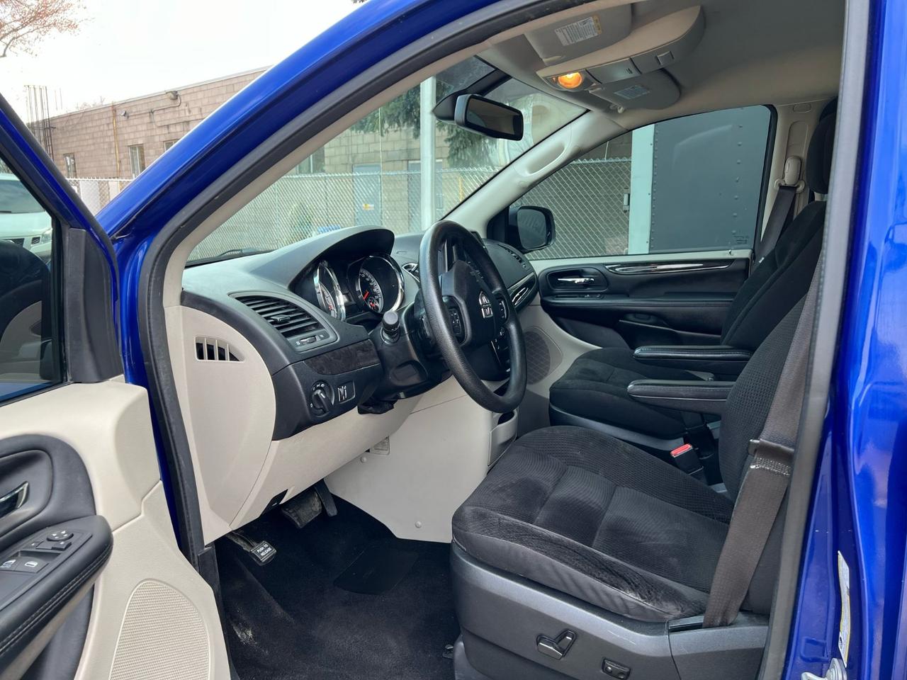 2019 Dodge Grand Caravan Caravan 7 Seaters Certified New Brakes Family Van Photo