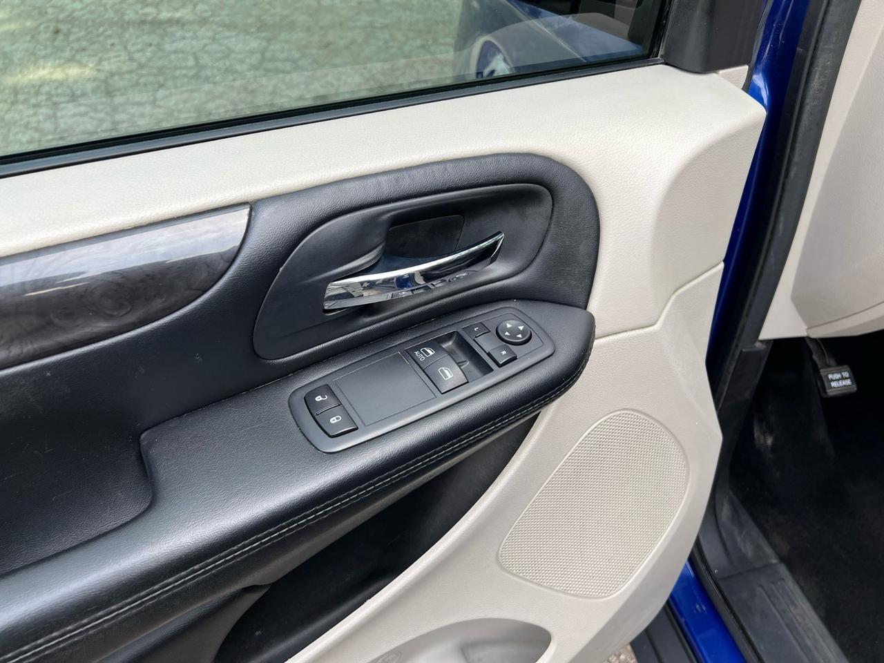 2019 Dodge Grand Caravan Caravan 7 Seaters Certified New Brakes Family Van Photo
