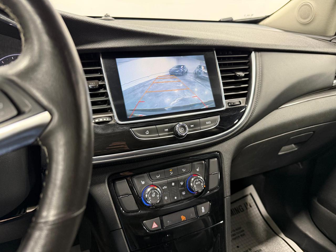 2017 Buick Encore Essence AWD NAVIGATION BLIND SPOT SUNROOF CERTIFEI Photo