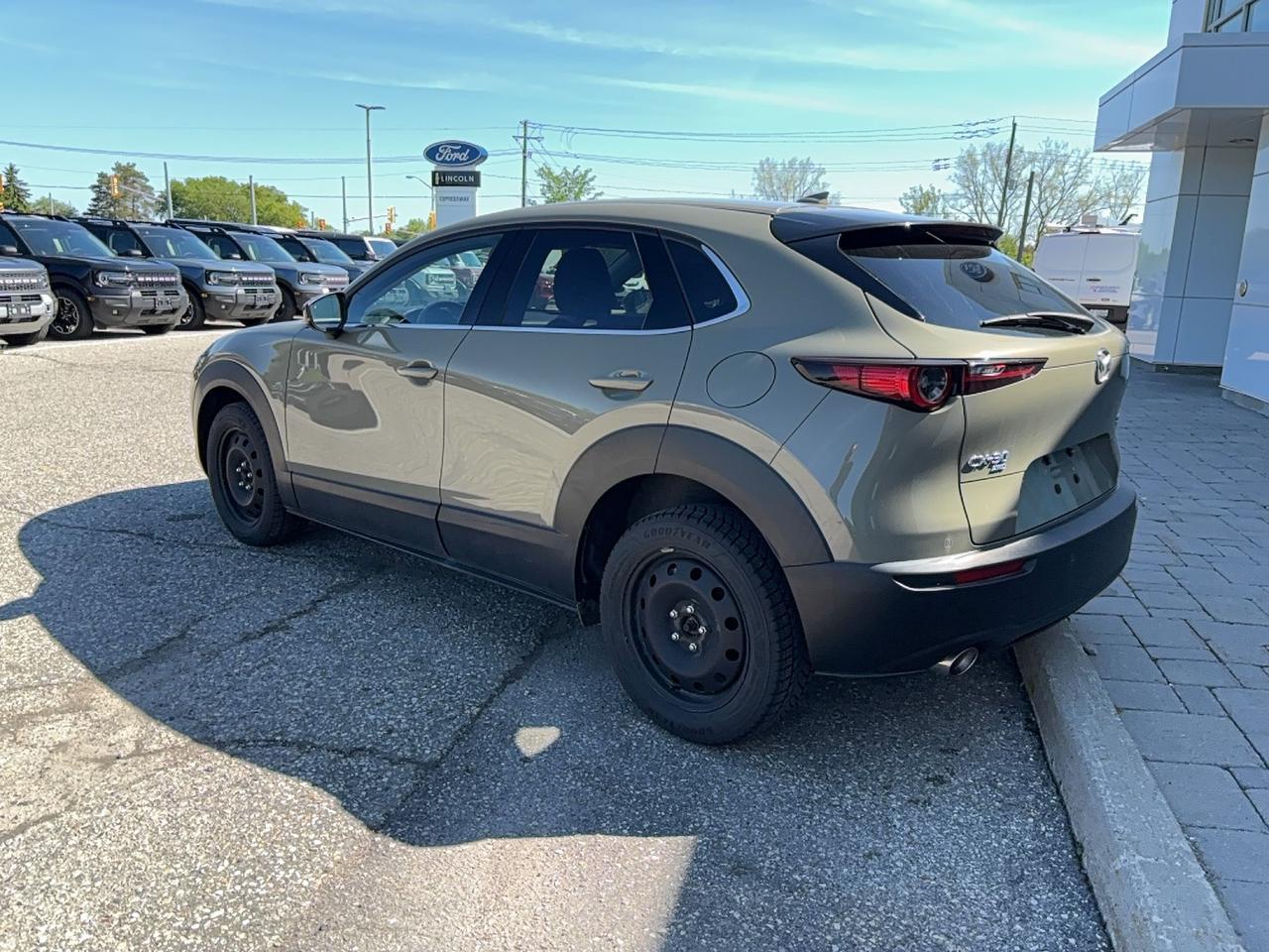 2024 Mazda CX-30 SUNA! LOCAL TRADE, LOADED! LIKE NEW! LEATHER, ROOF Photo