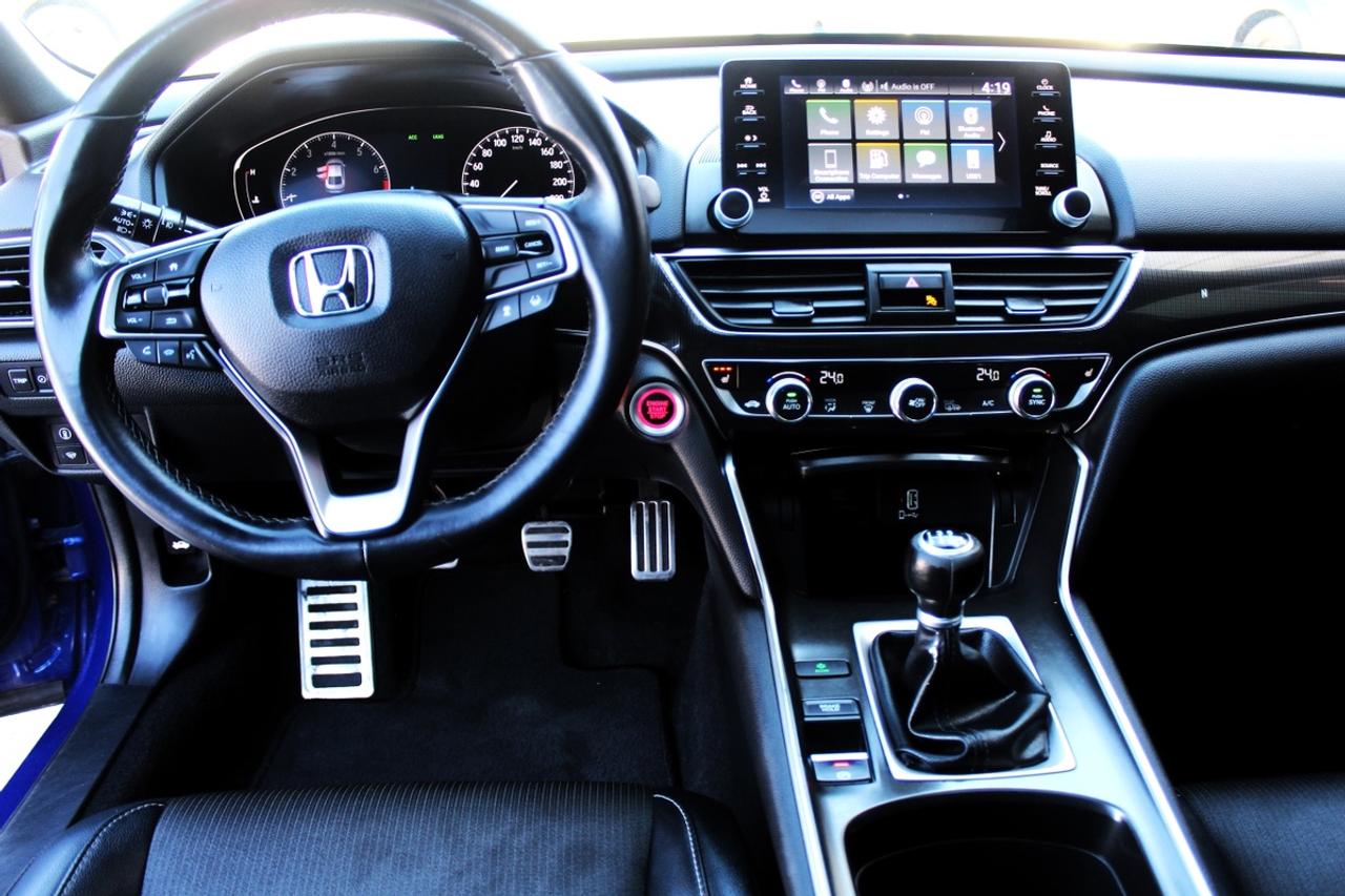 2018 Honda Accord Sport Photo