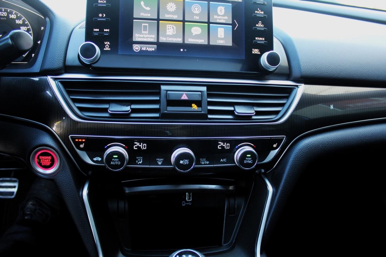 2018 Honda Accord Sport Photo