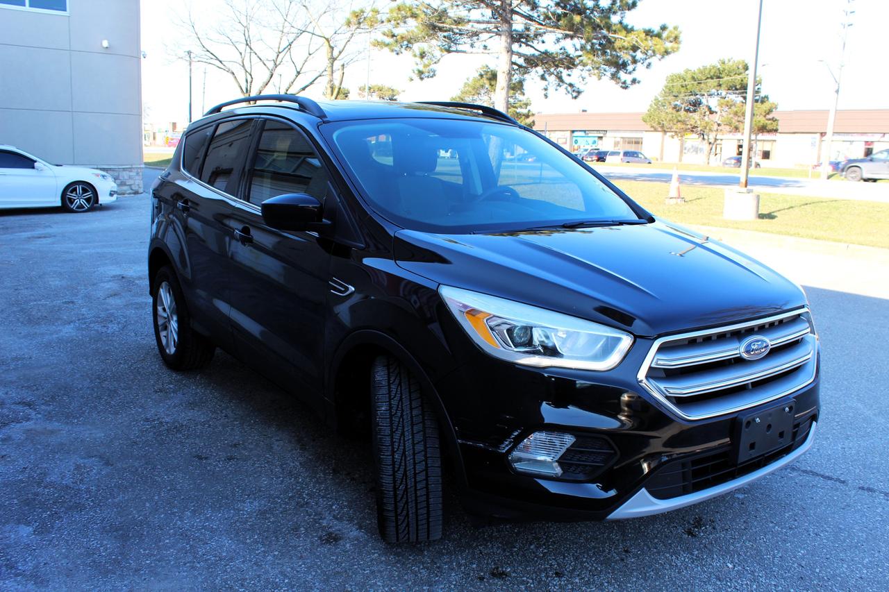 2017 Ford Escape SE Photo