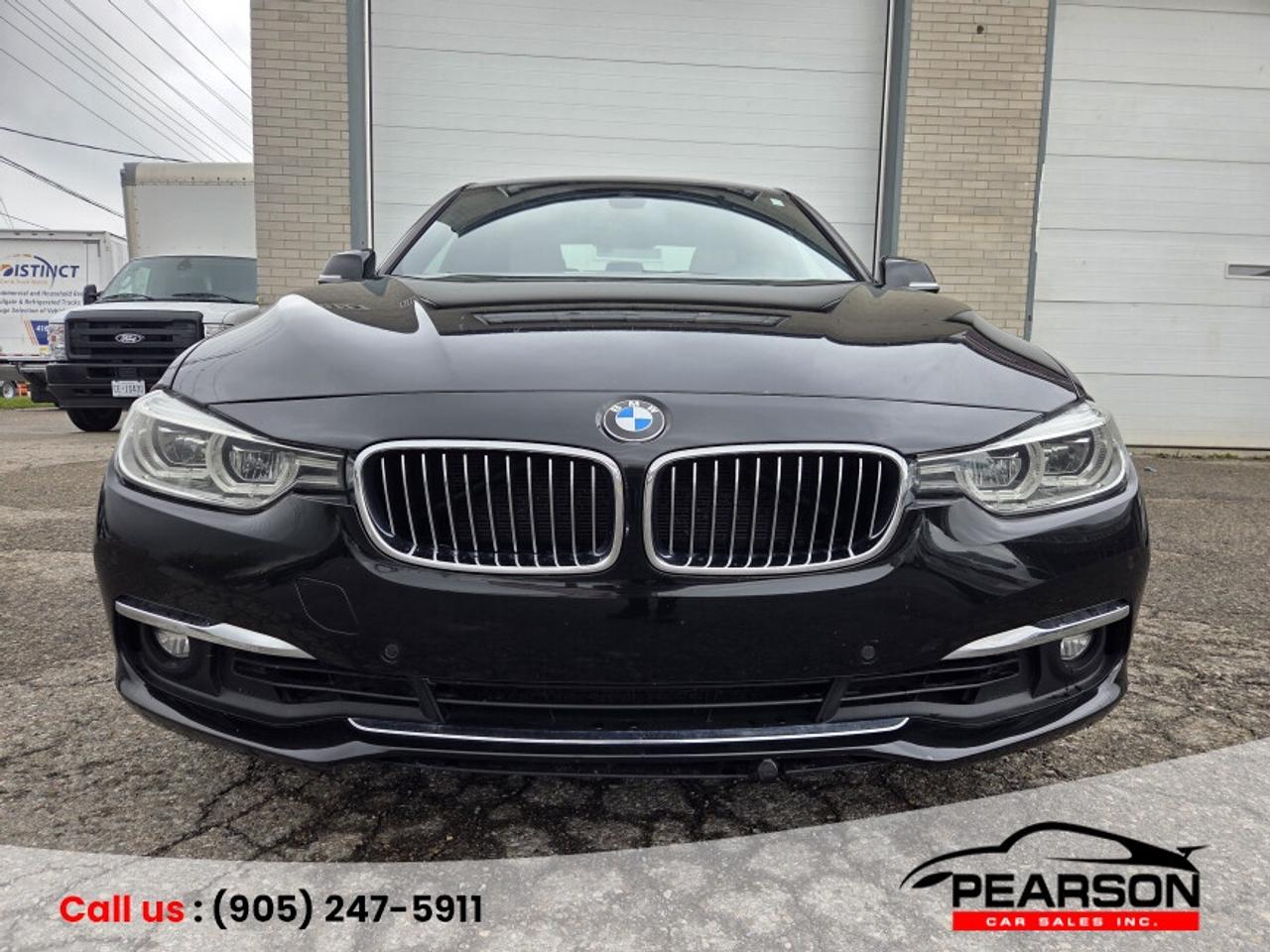 2017 BMW 3-Series 330i xDrive Photo