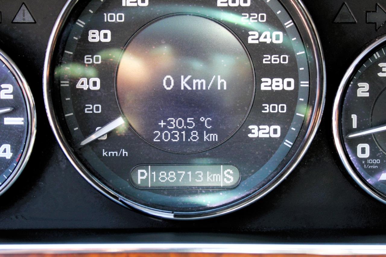 2009 Mercedes-Benz CLS-Class CLS63 AMG Photo