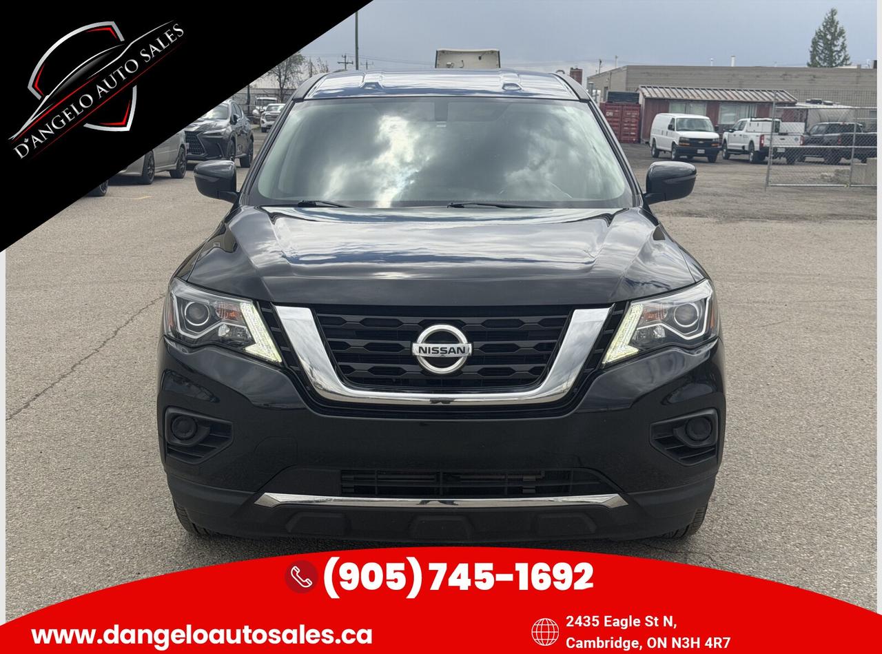 2019 Nissan Pathfinder SL Photo