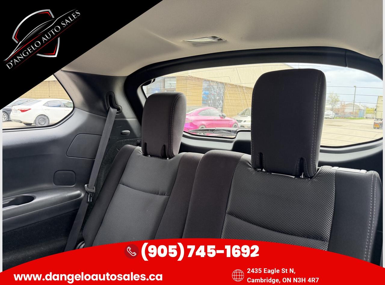 2019 Nissan Pathfinder SL Photo