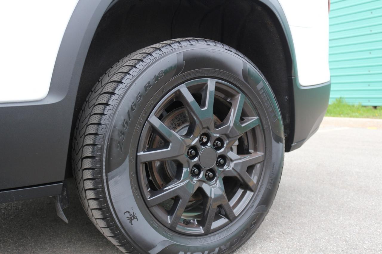 2023 GMC Acadia SLE1 Photo