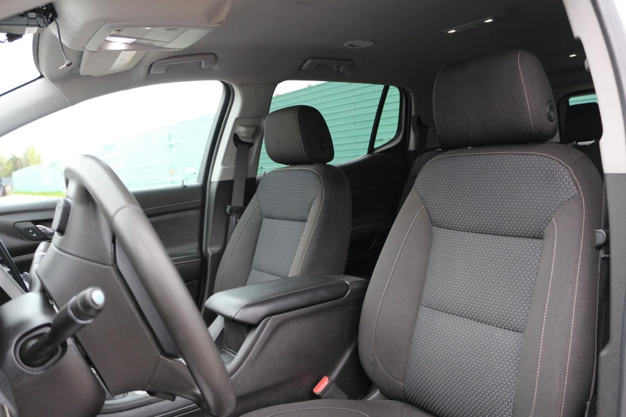 2023 GMC Acadia SLE1 Photo