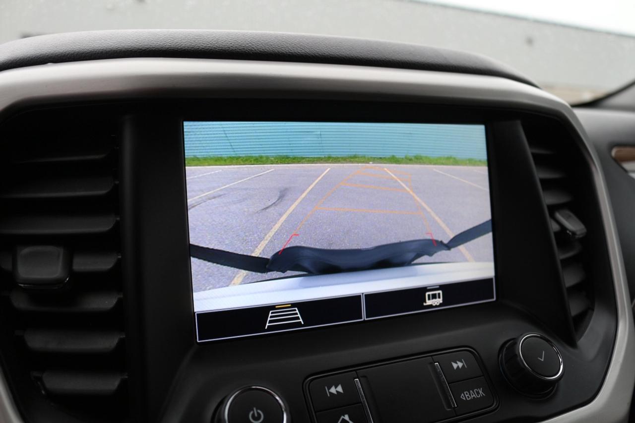 2023 GMC Acadia SLE1 Photo