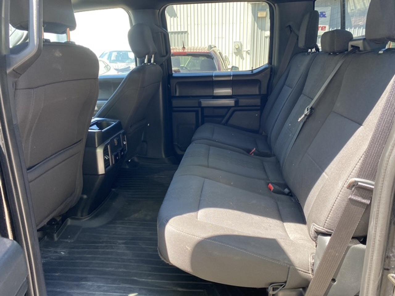 2019 Ford F-150 XLT CREW CAB SHORT BED 4WD Photo