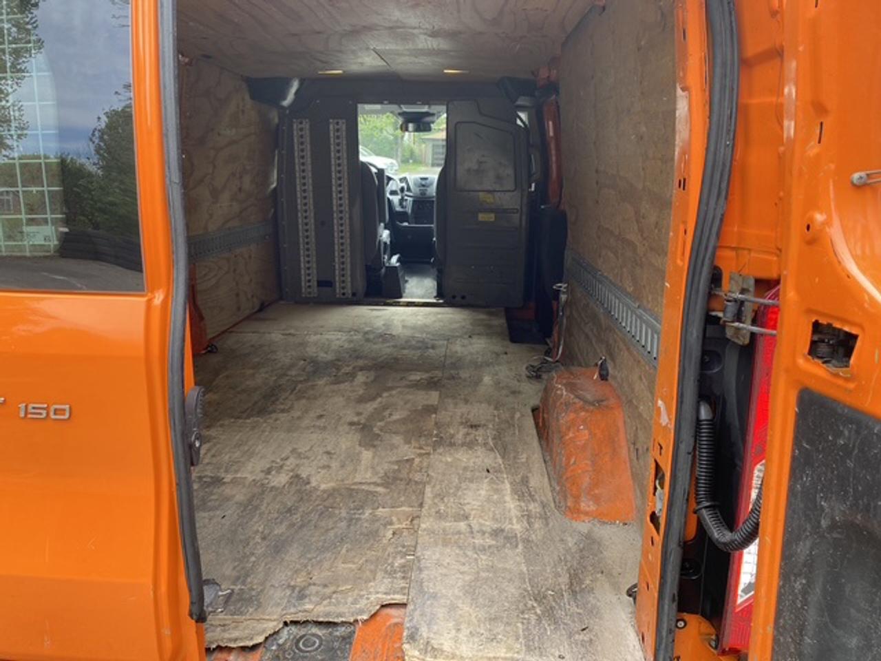 2017 Ford Transit VAN T-150 148" LOW RF 86 Photo