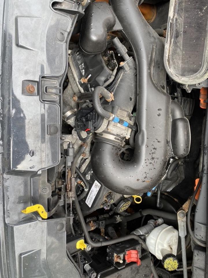 2017 Ford Transit VAN T-150 148" LOW RF 86 Photo
