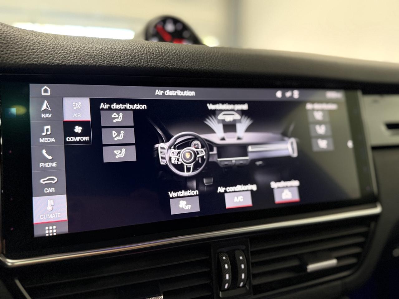 2019 Porsche Cayenne  Photo