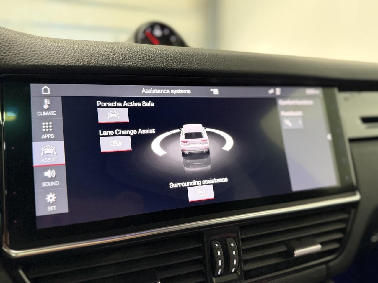 2019 Porsche Cayenne  Photo