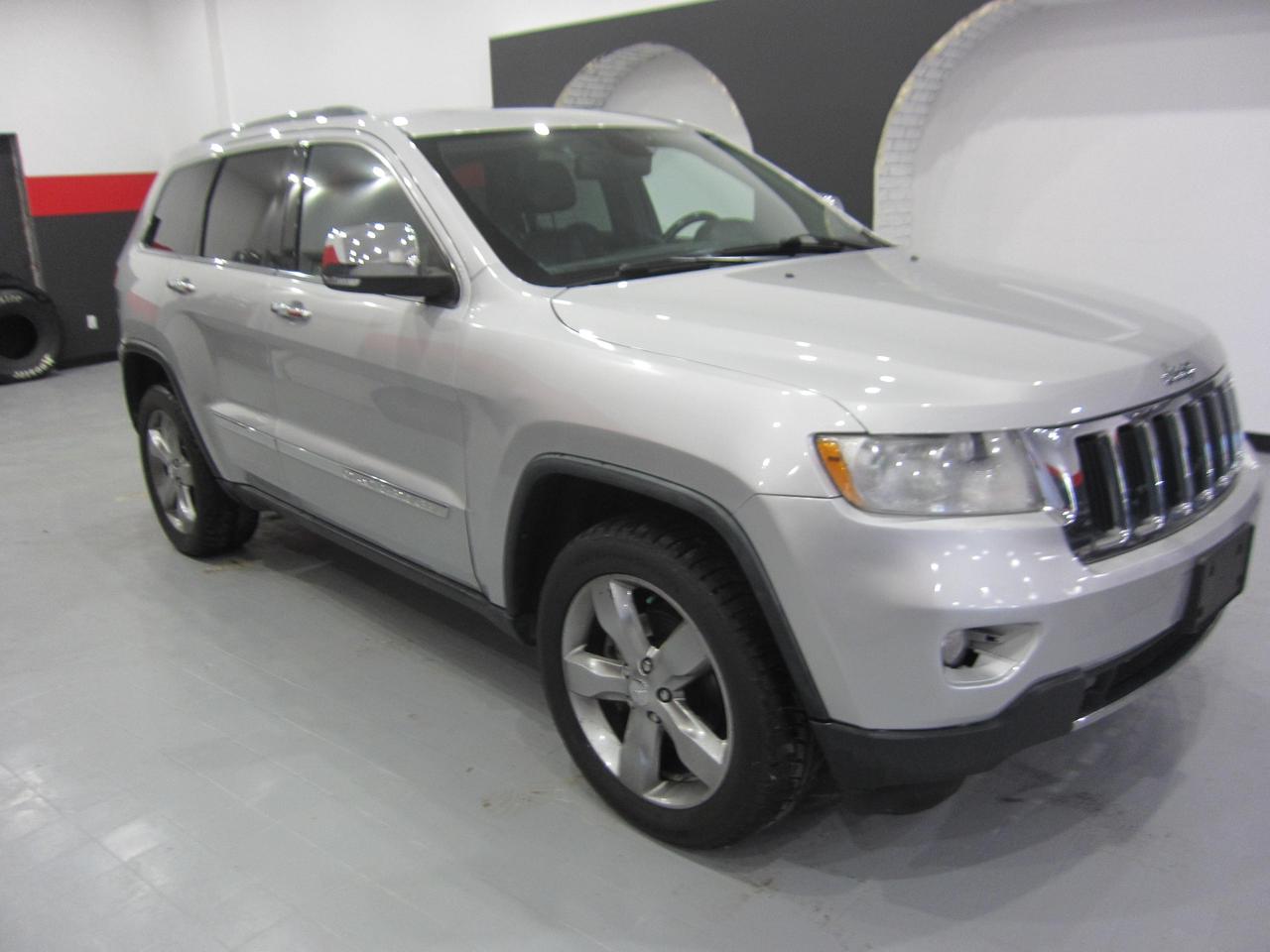 2011 Jeep Grand Cherokee Limited Photo