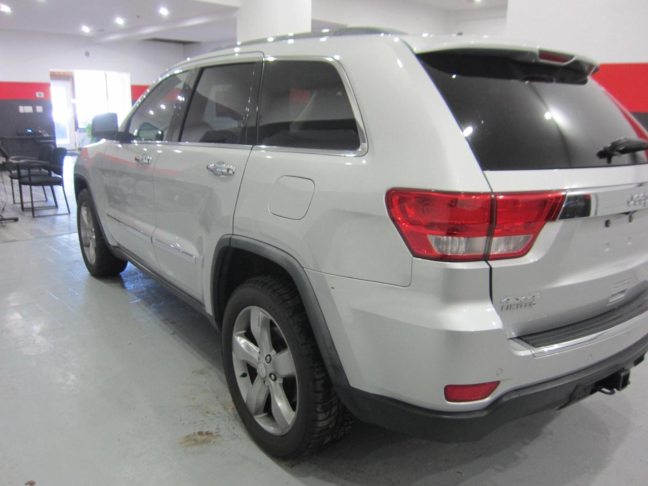 2011 Jeep Grand Cherokee Limited Photo
