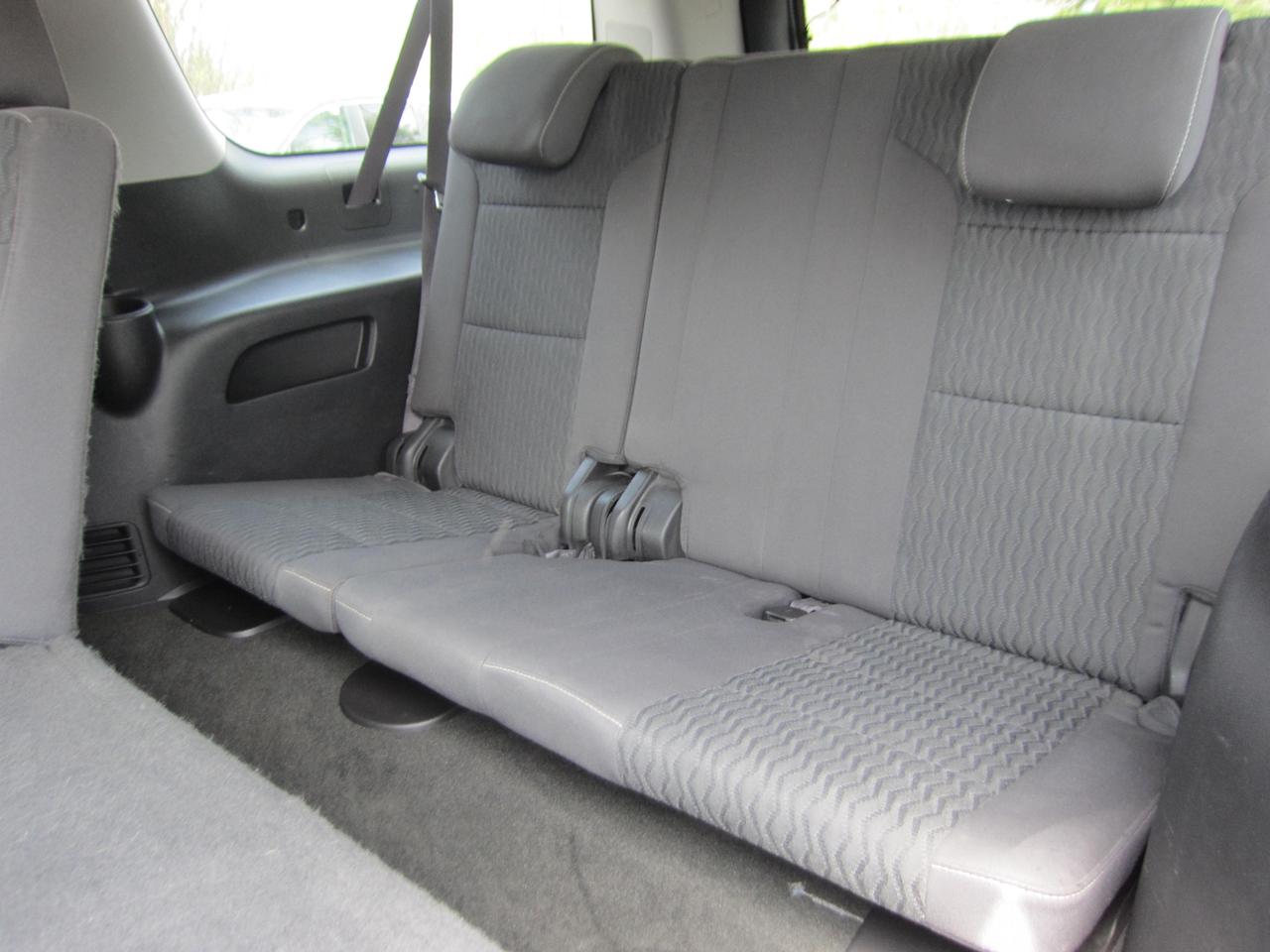 2016 GMC Yukon XL SLE Photo