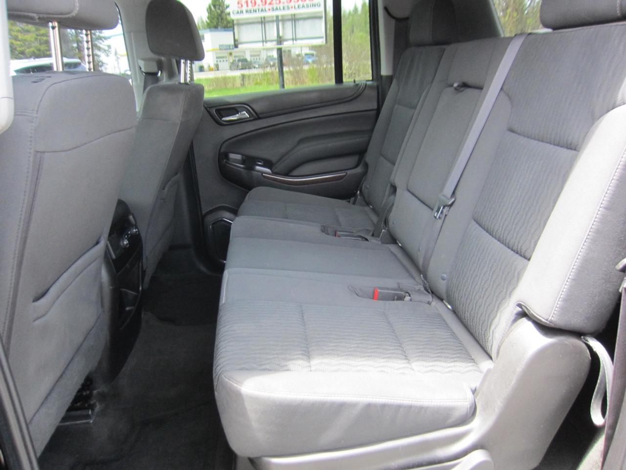2016 GMC Yukon XL SLE Photo