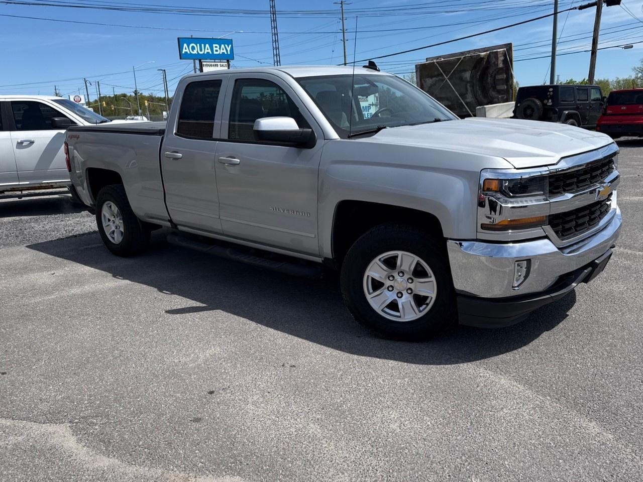 2016 Chevrolet Silverado 1500 Double Cab Standard Box 4-Wheel Drive LT w/1LT Photo