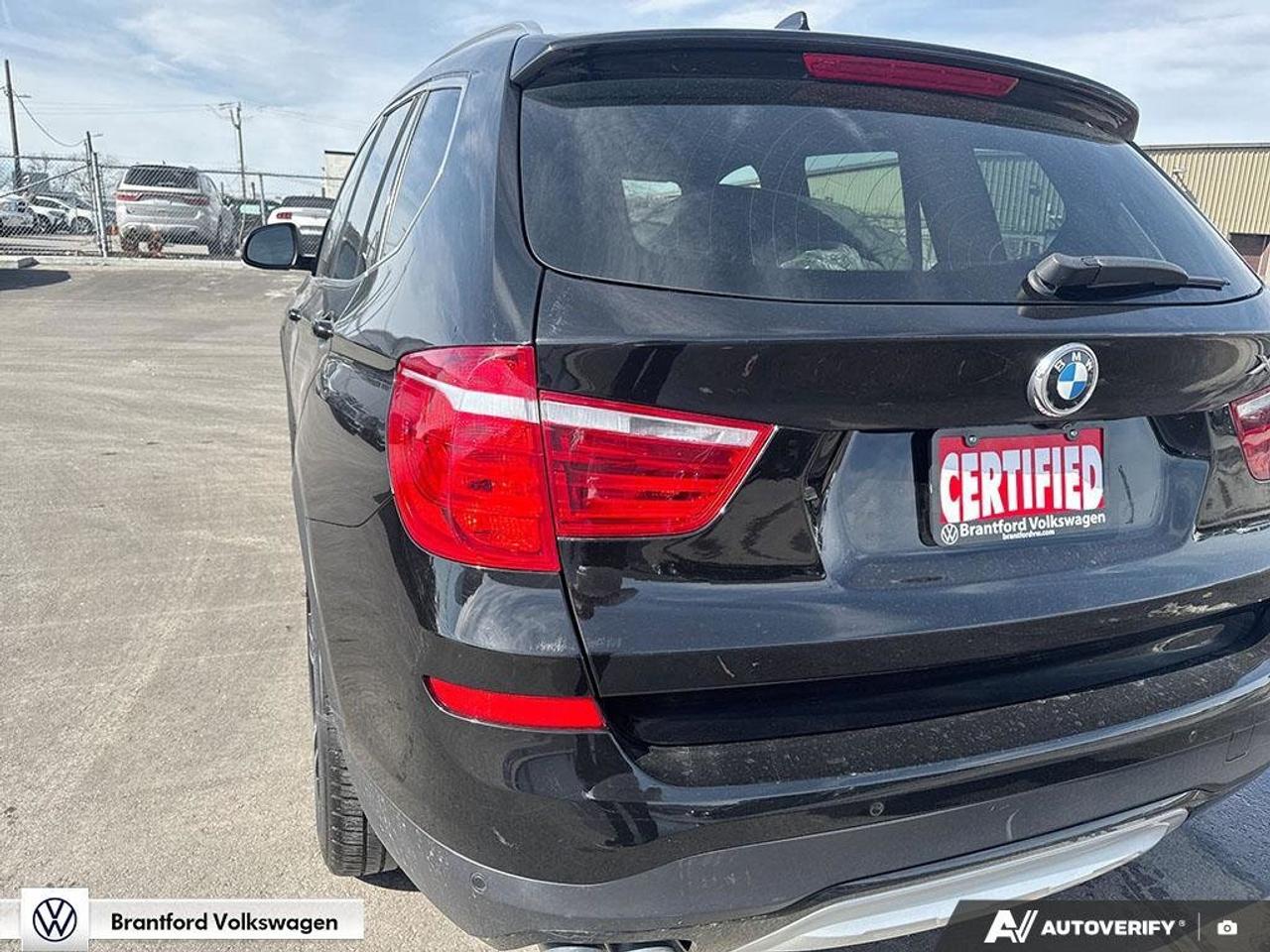 2017 BMW X3 xDrive28i Photo