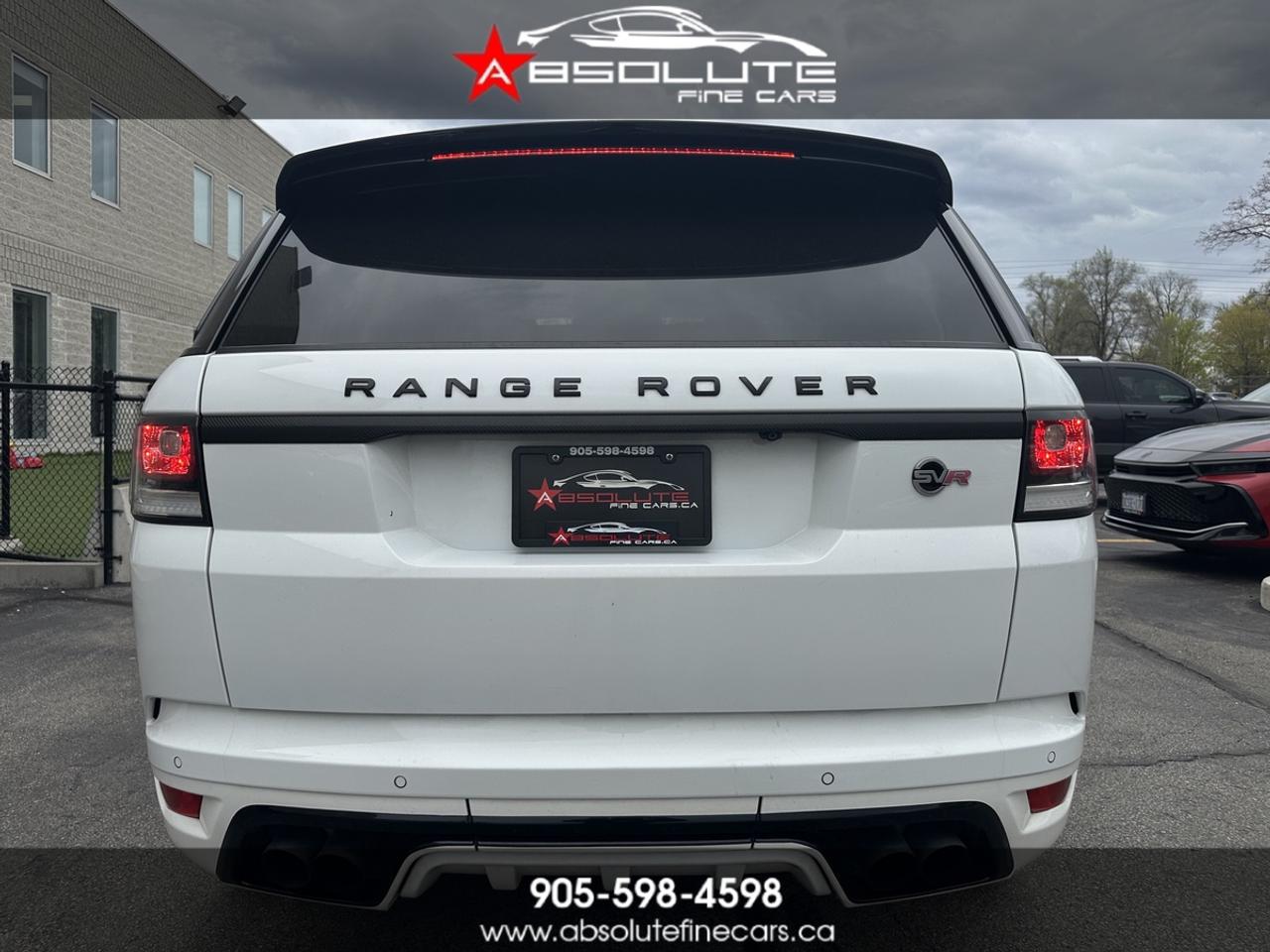 2015 Land Rover Range Rover Sport SVR Photo