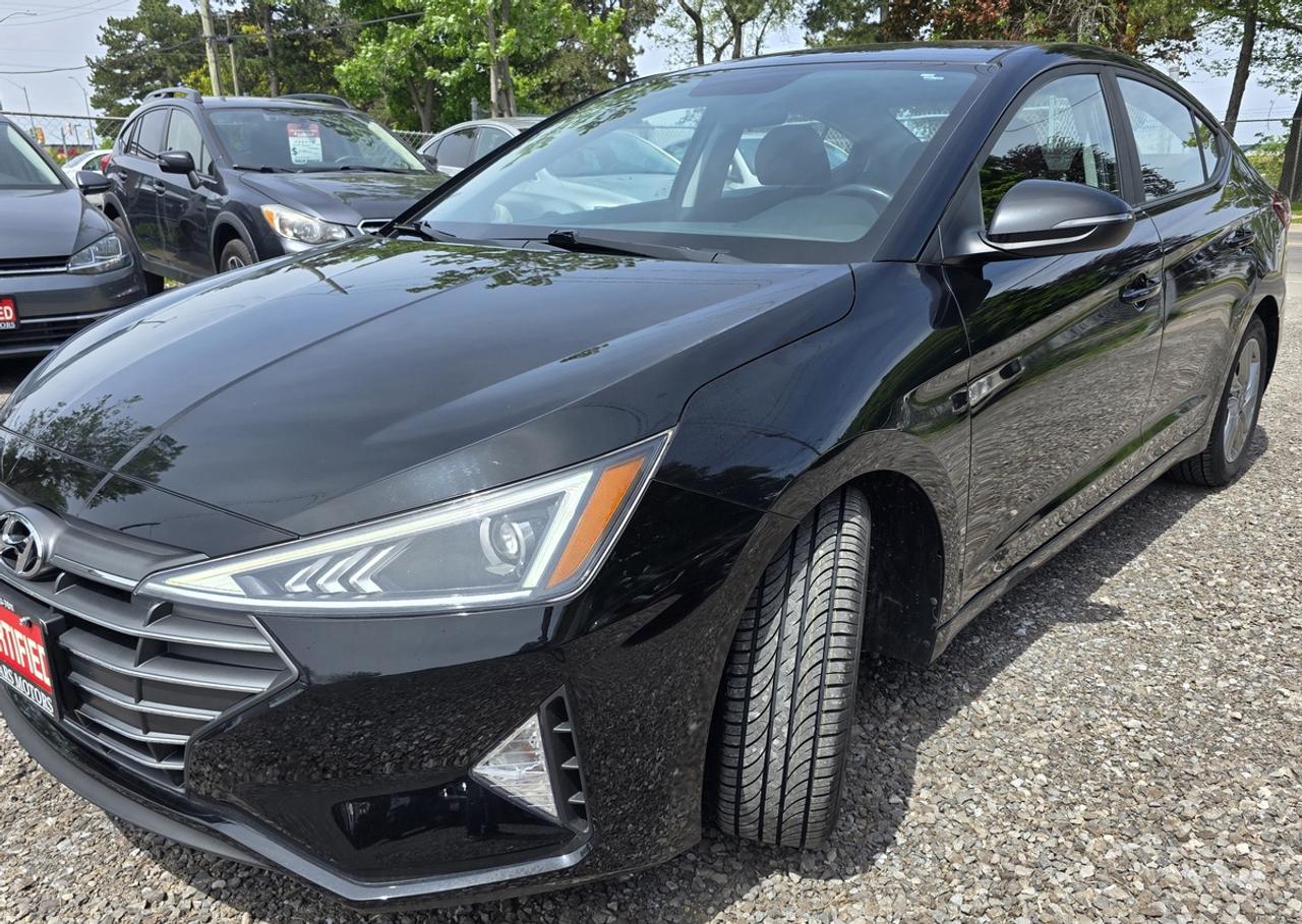 2020 Hyundai Elantra SEL Photo3