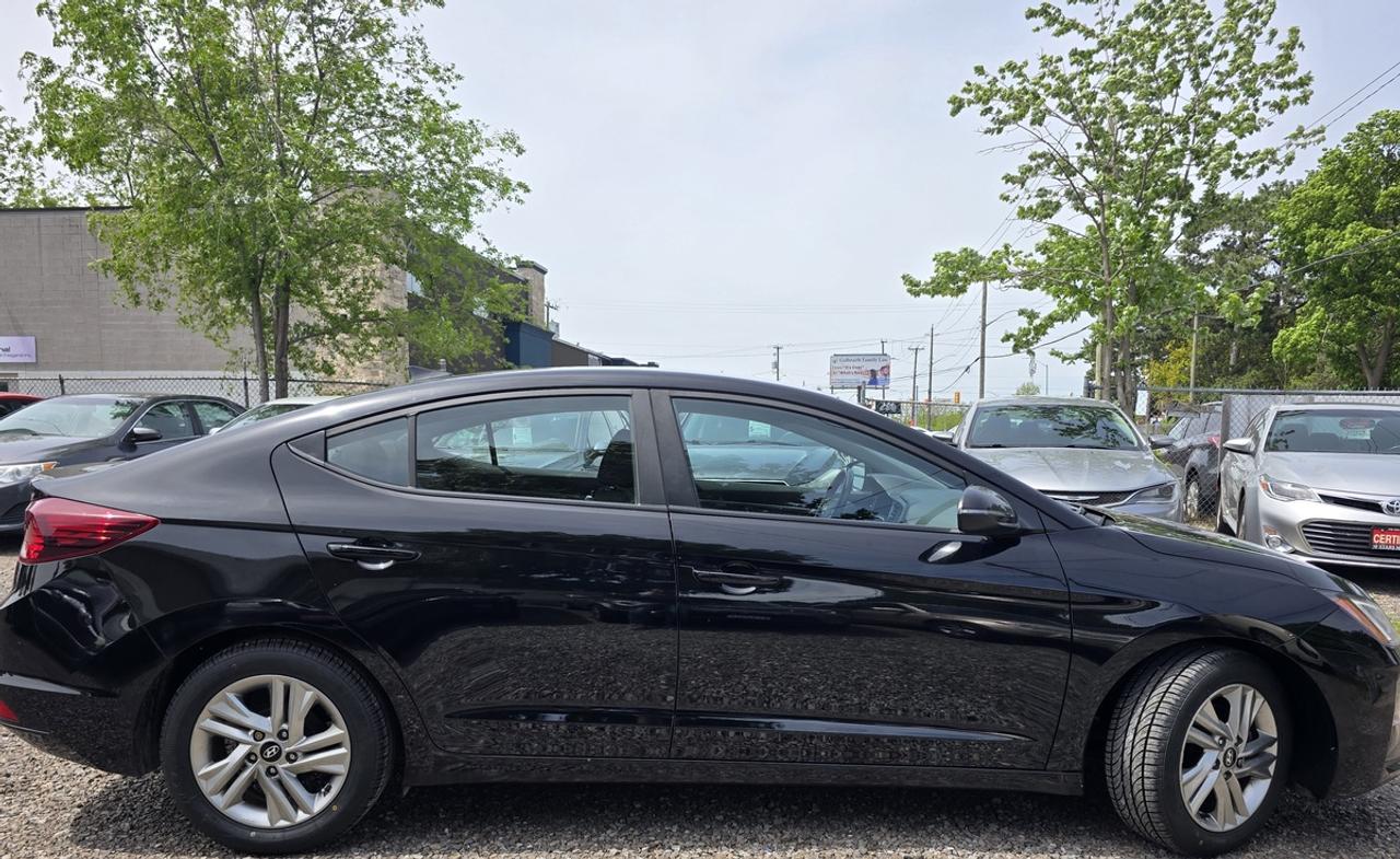 2020 Hyundai Elantra SEL Photo