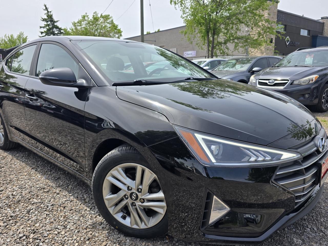2020 Hyundai Elantra SEL Photo