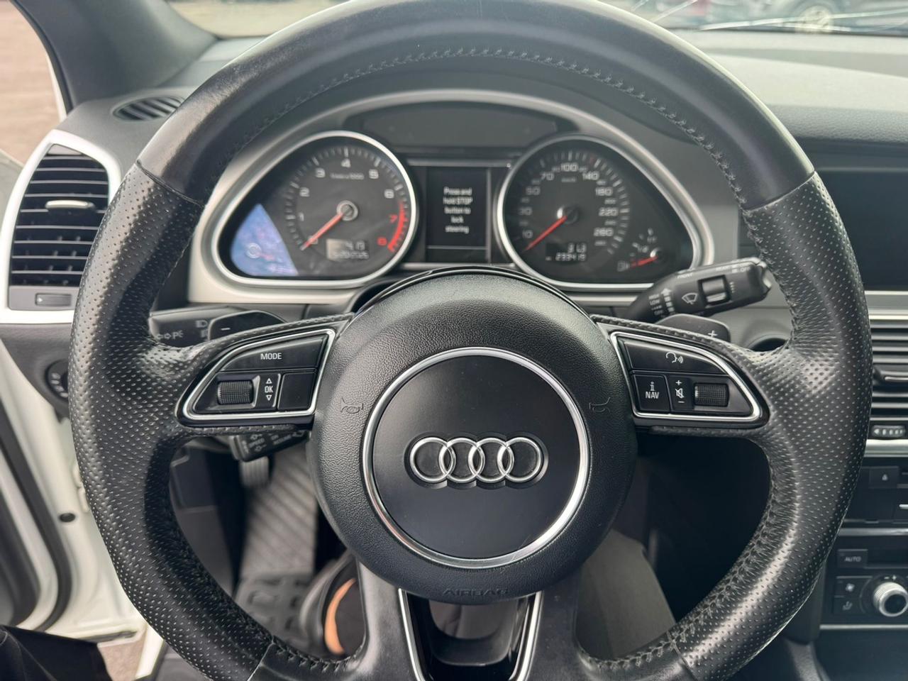 2013 Audi Q7 Prestige S-Line Photo
