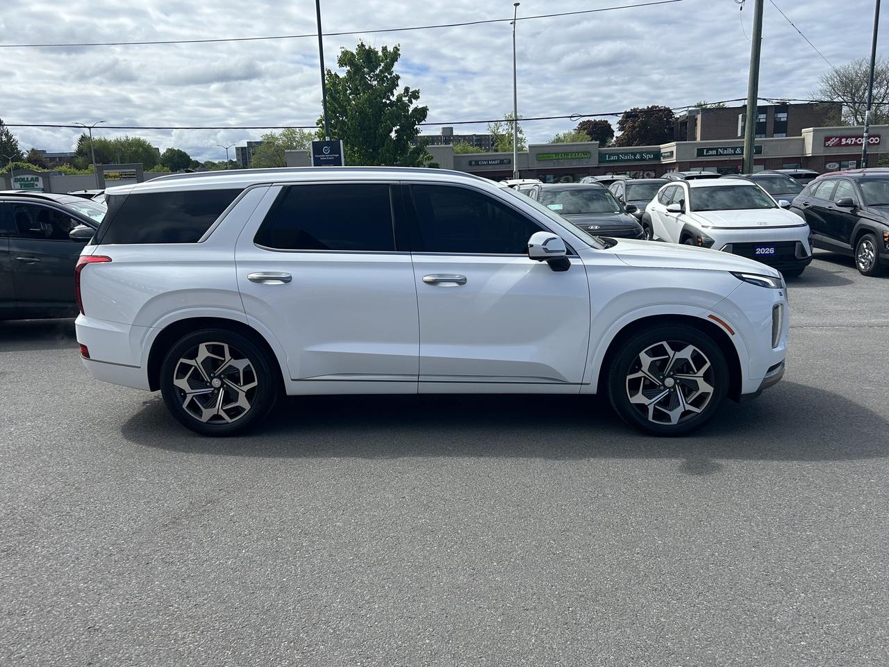 2022 Hyundai PALISADE Ultimate Calligraphy 7-Passenger AWD Photo