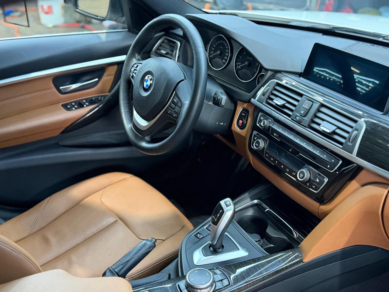 2017 BMW 3-Series 330i xDrive|LOADED|CLEAN TITLE Photo