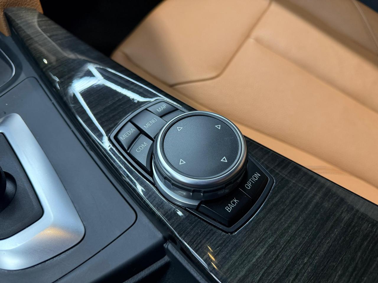 2017 BMW 3-Series 330i xDrive|LOADED|CLEAN TITLE Photo