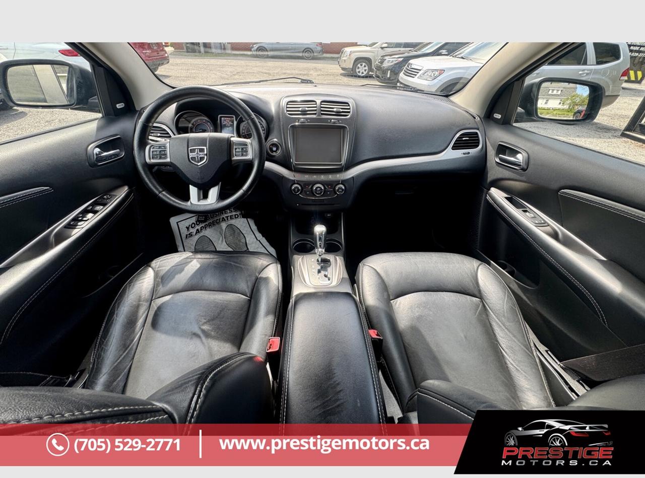 2017 Dodge Journey Crossroad Photo