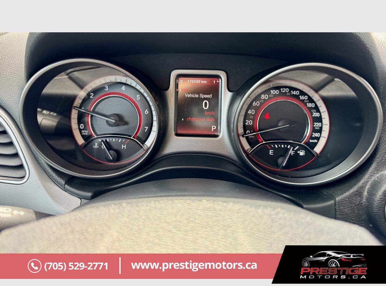 2017 Dodge Journey Crossroad Photo