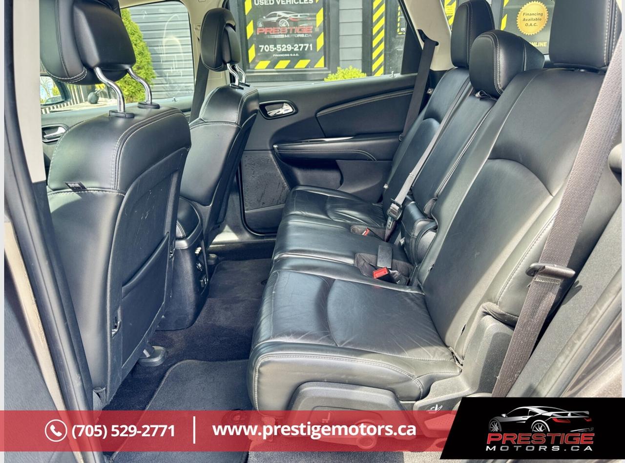 2017 Dodge Journey Crossroad Photo