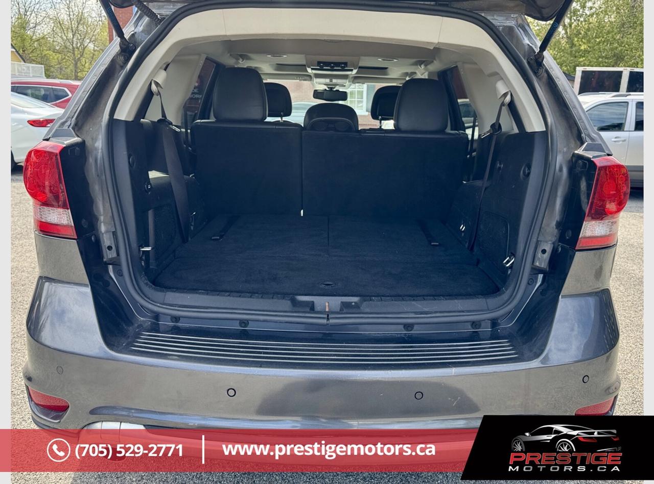 2017 Dodge Journey Crossroad Photo
