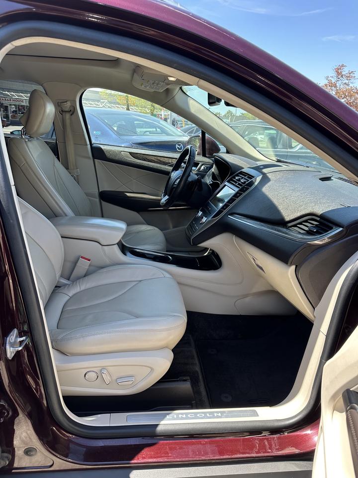 2017 Lincoln MKC Reserve Photo