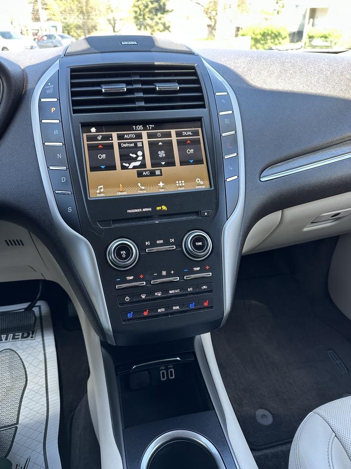 2017 Lincoln MKC Reserve Photo