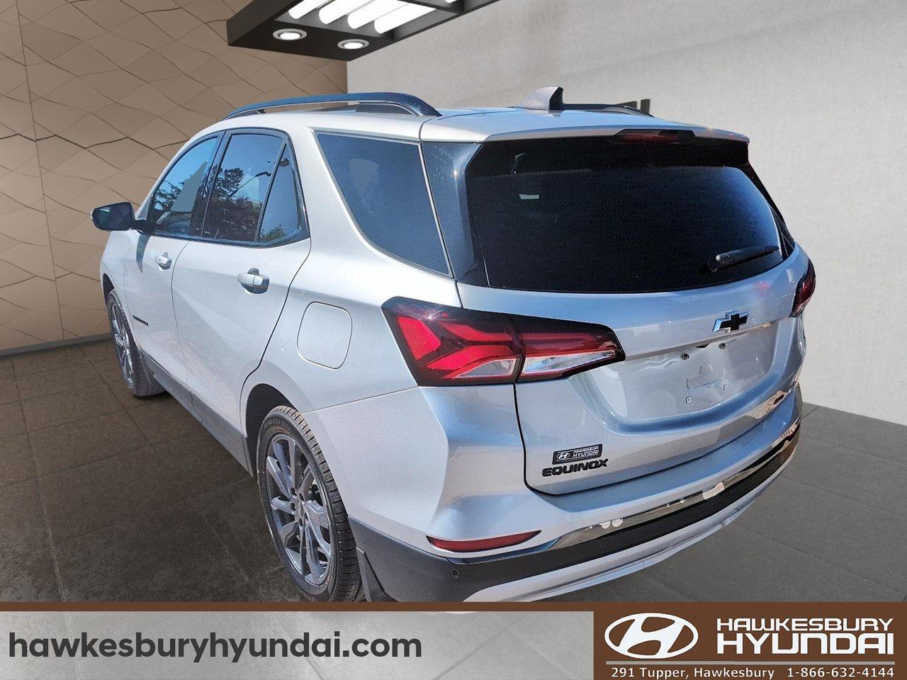 2022 Chevrolet Equinox RS Photo3