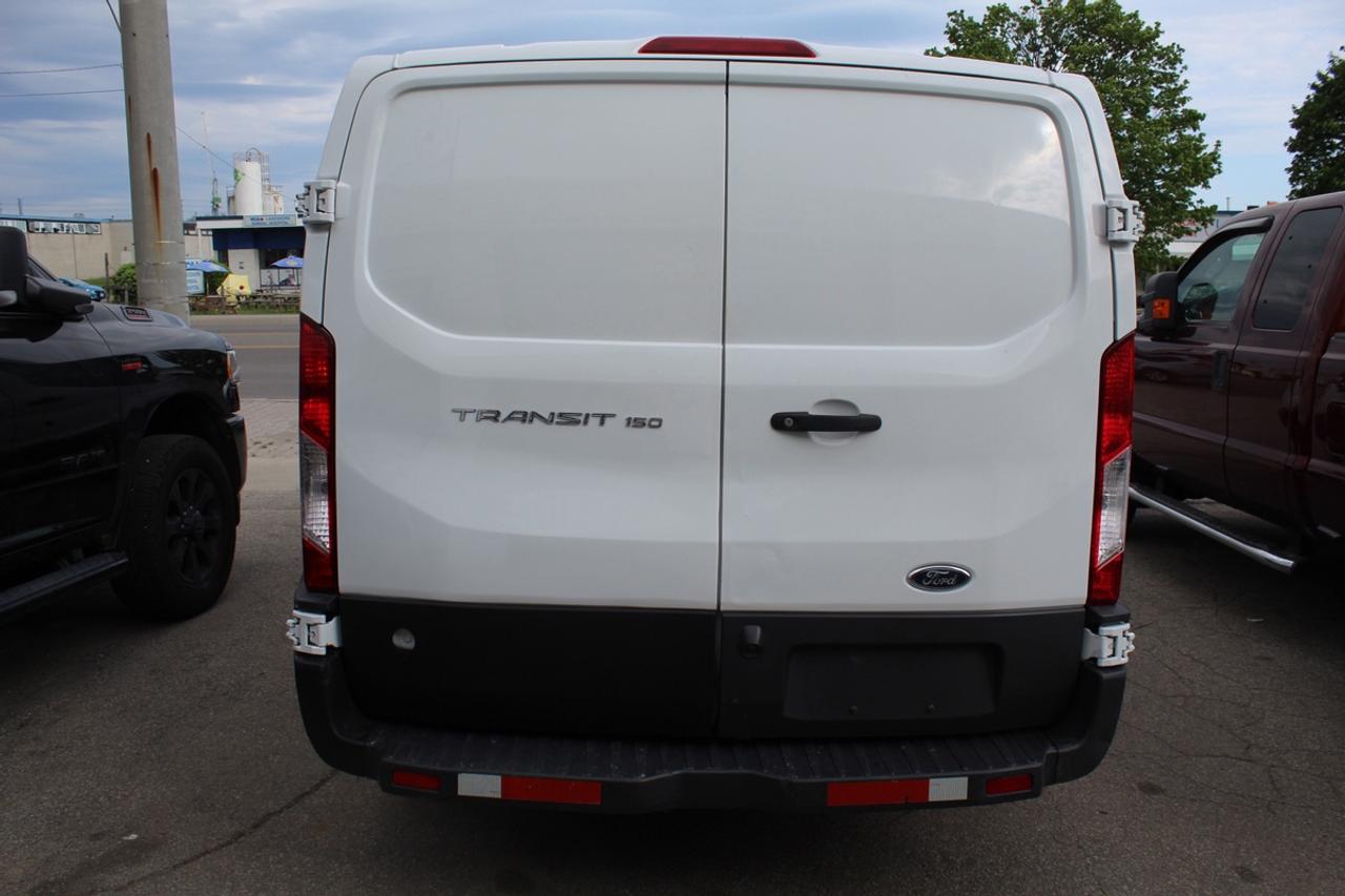 2018 Ford Transit T 150 Low Roof 130" Back cam divider Photo