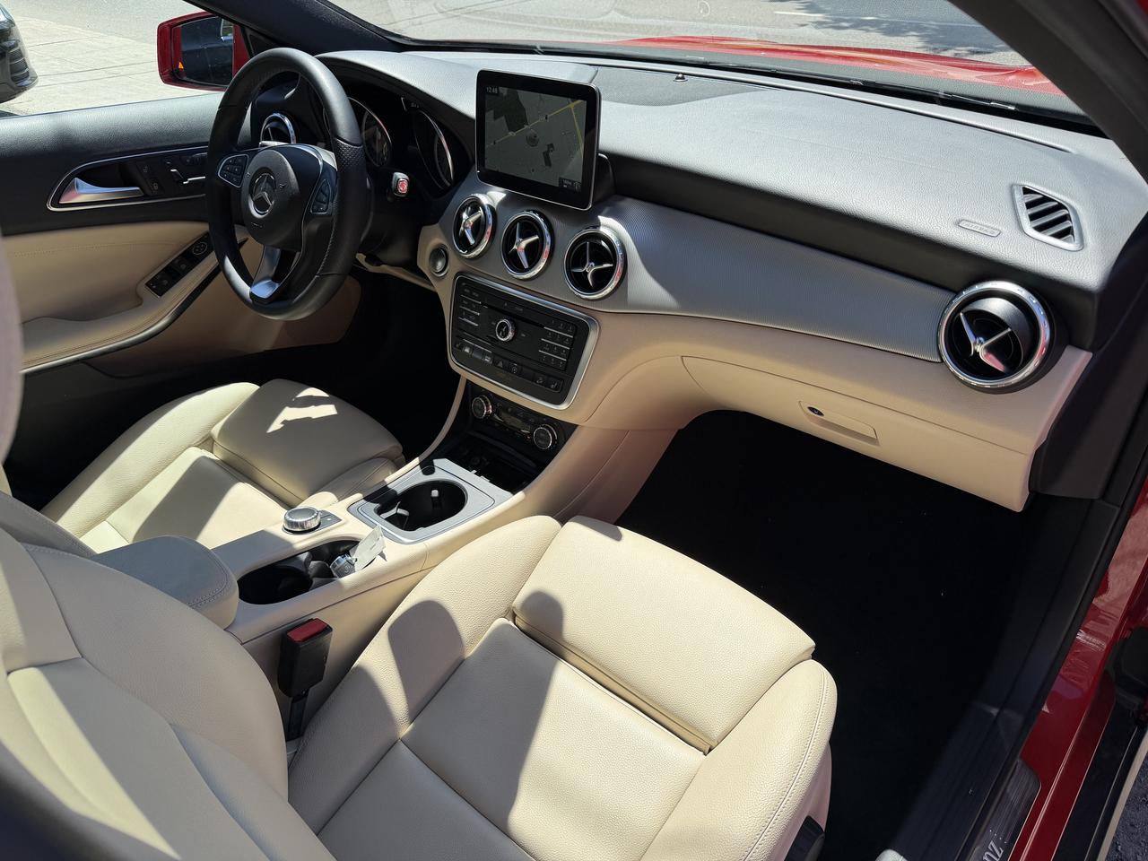 2017 Mercedes-Benz GLA-Class GLA250 4-MATIC Photo