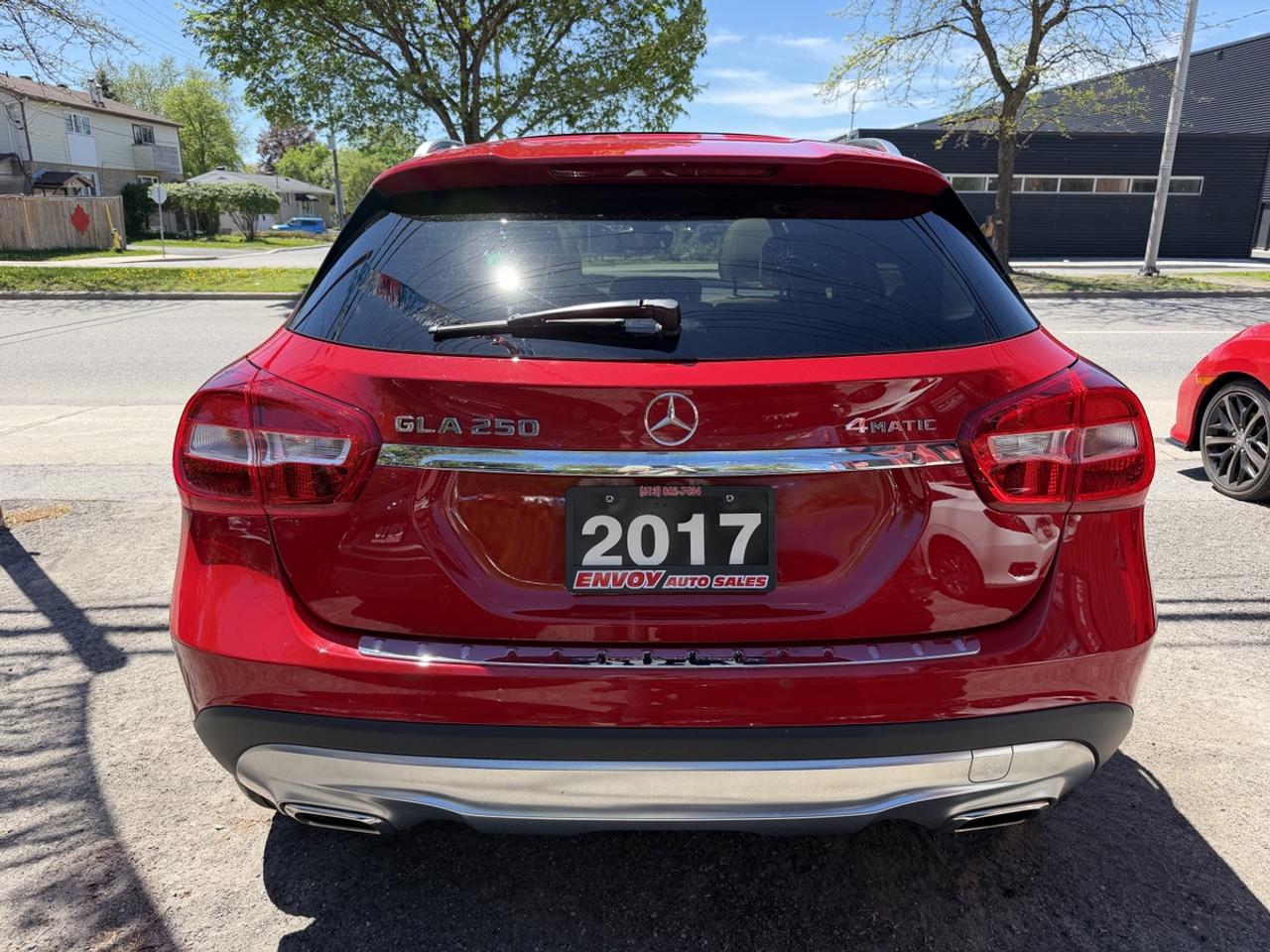2017 Mercedes-Benz GLA-Class GLA250 4-MATIC Photo4