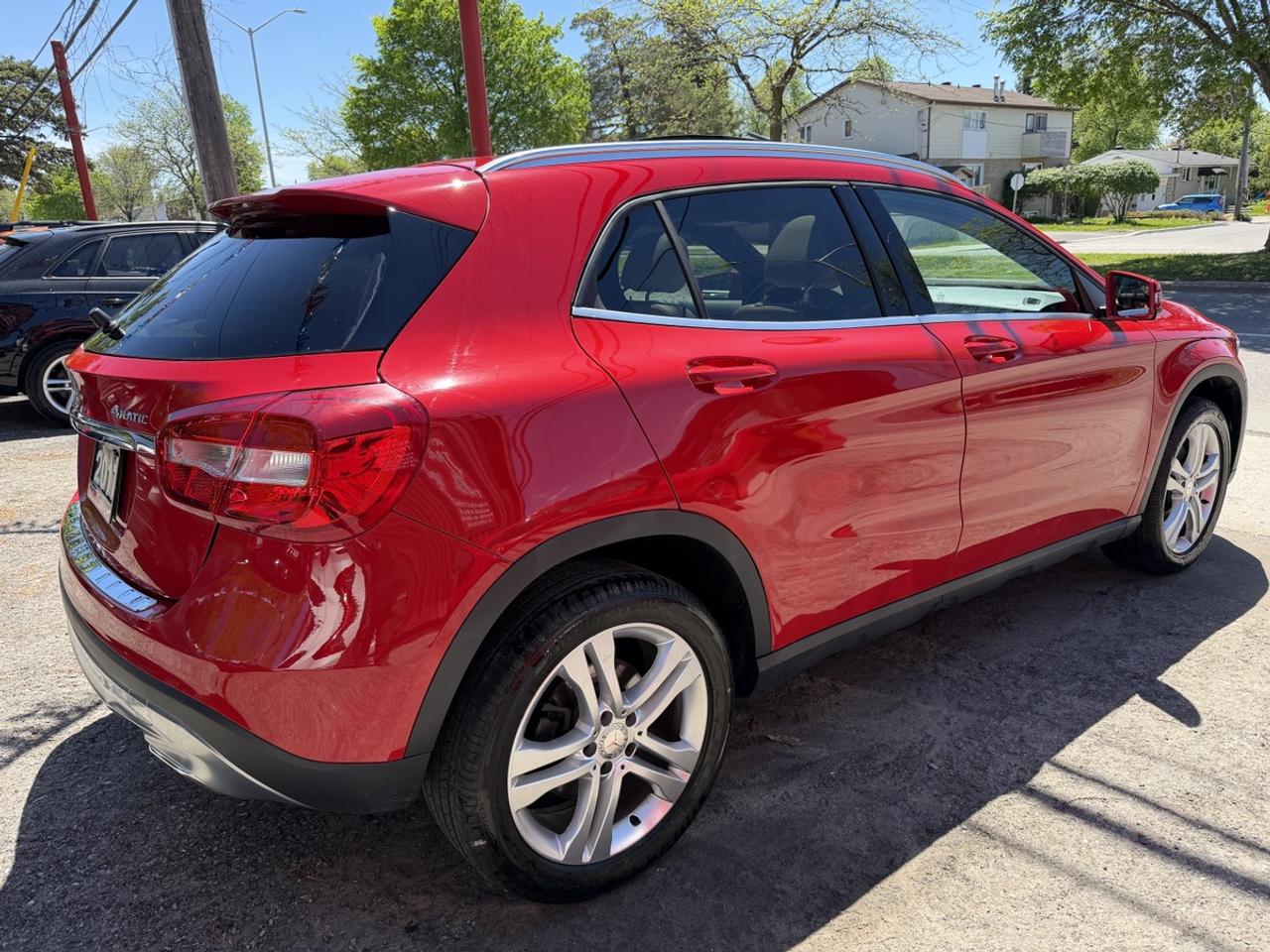 2017 Mercedes-Benz GLA-Class GLA250 4-MATIC Photo3