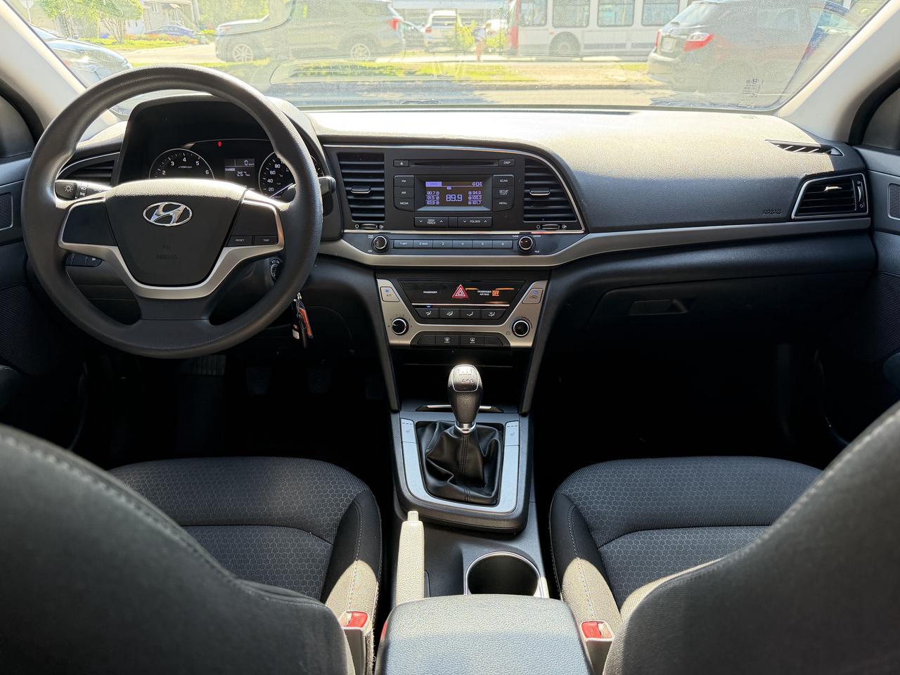 2017 Hyundai Elantra SE Photo