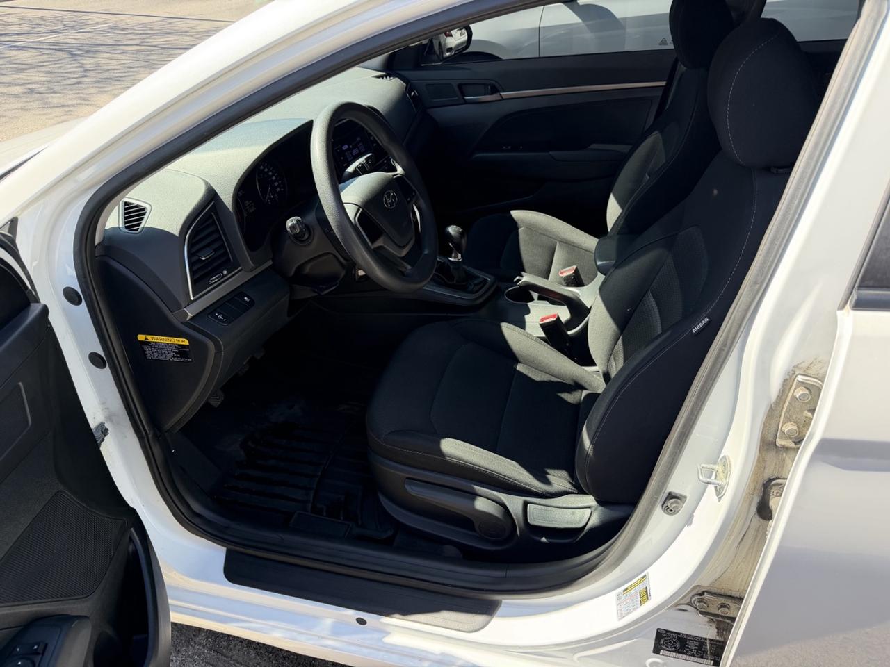 2017 Hyundai Elantra SE Photo
